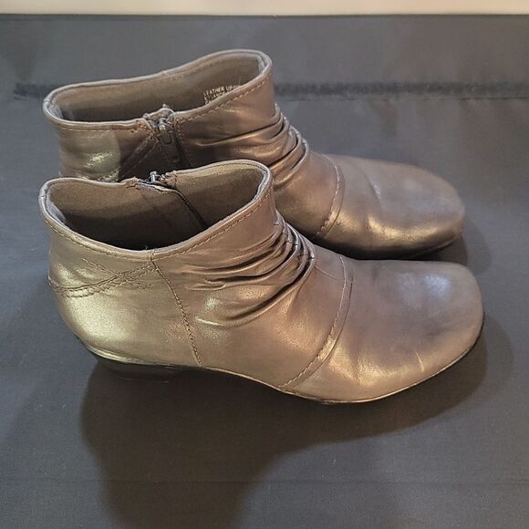 EARTH ORIGIN SIDE ZIPPER CLOSURE WOMEN'S ANKLE BOOTIES - Picture 3 of 15